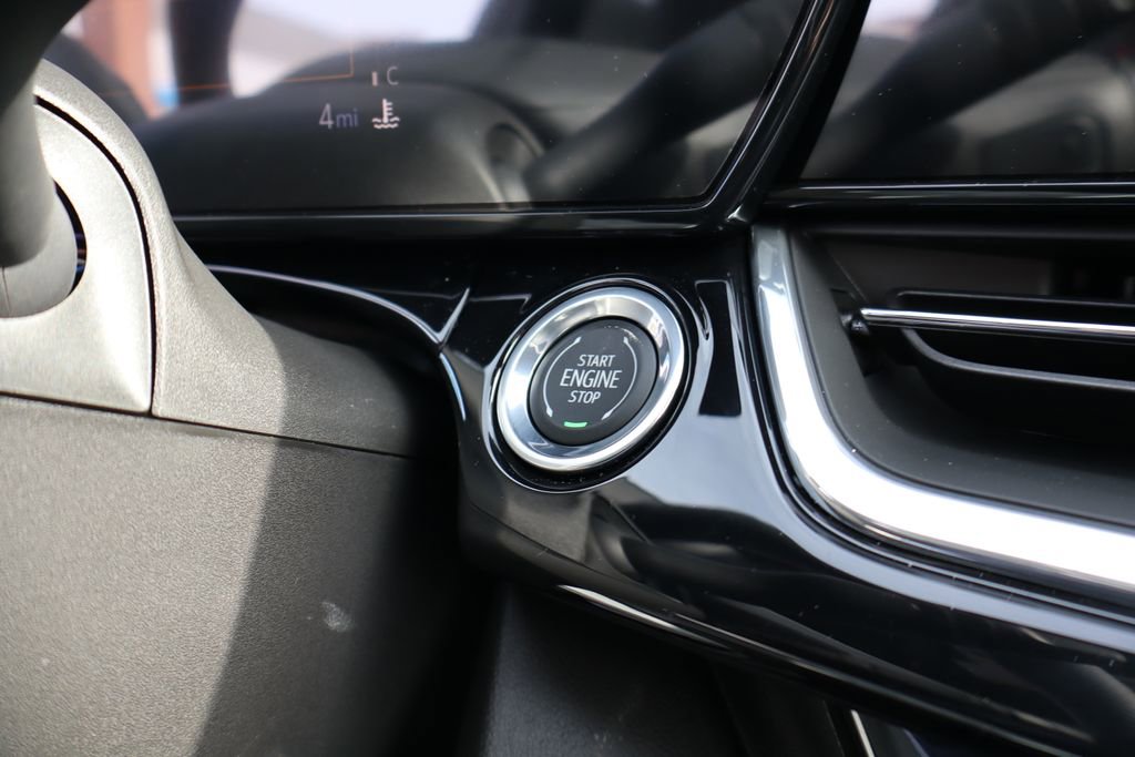 New 2026 Chevrolet Trax RS w/ Sunroof Package FWD image 17