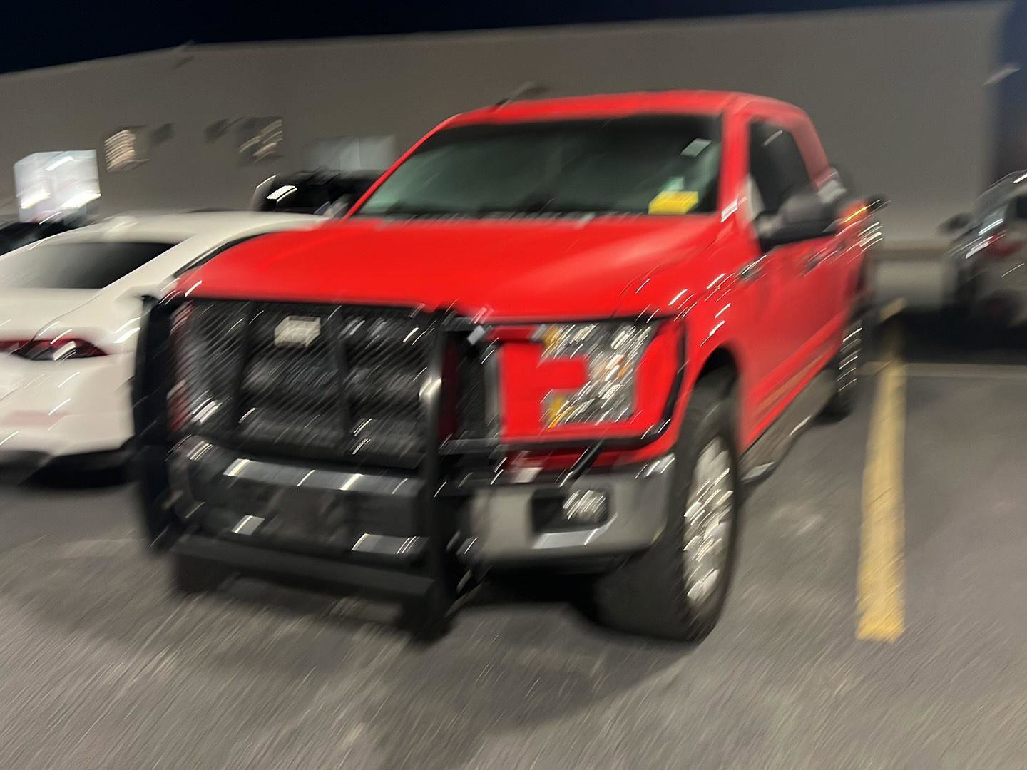 Used 2017 Ford F150 XLT image 3