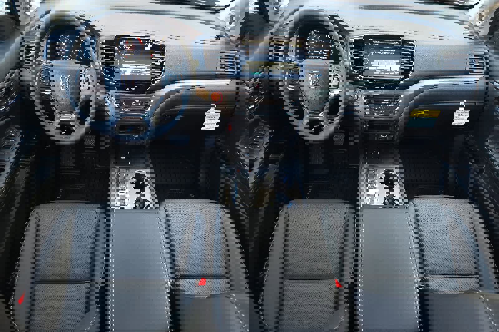 New 2025 Honda Ridgeline RTL image 3