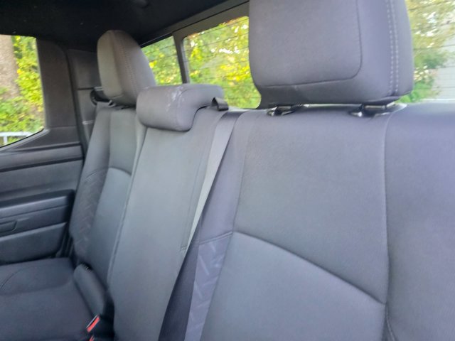 Used 2024 Toyota Tacoma SR5 AWD/4WD image 13