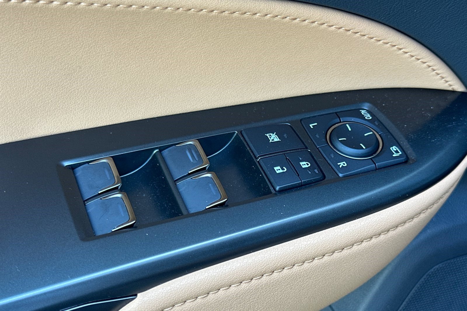 Used 2026 Lexus NX 350 AWD w/ Accessory Package (2T) image 13