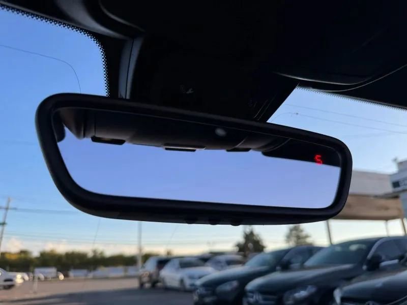 Used 2014 Mercedes-Benz SLK 250 image 40