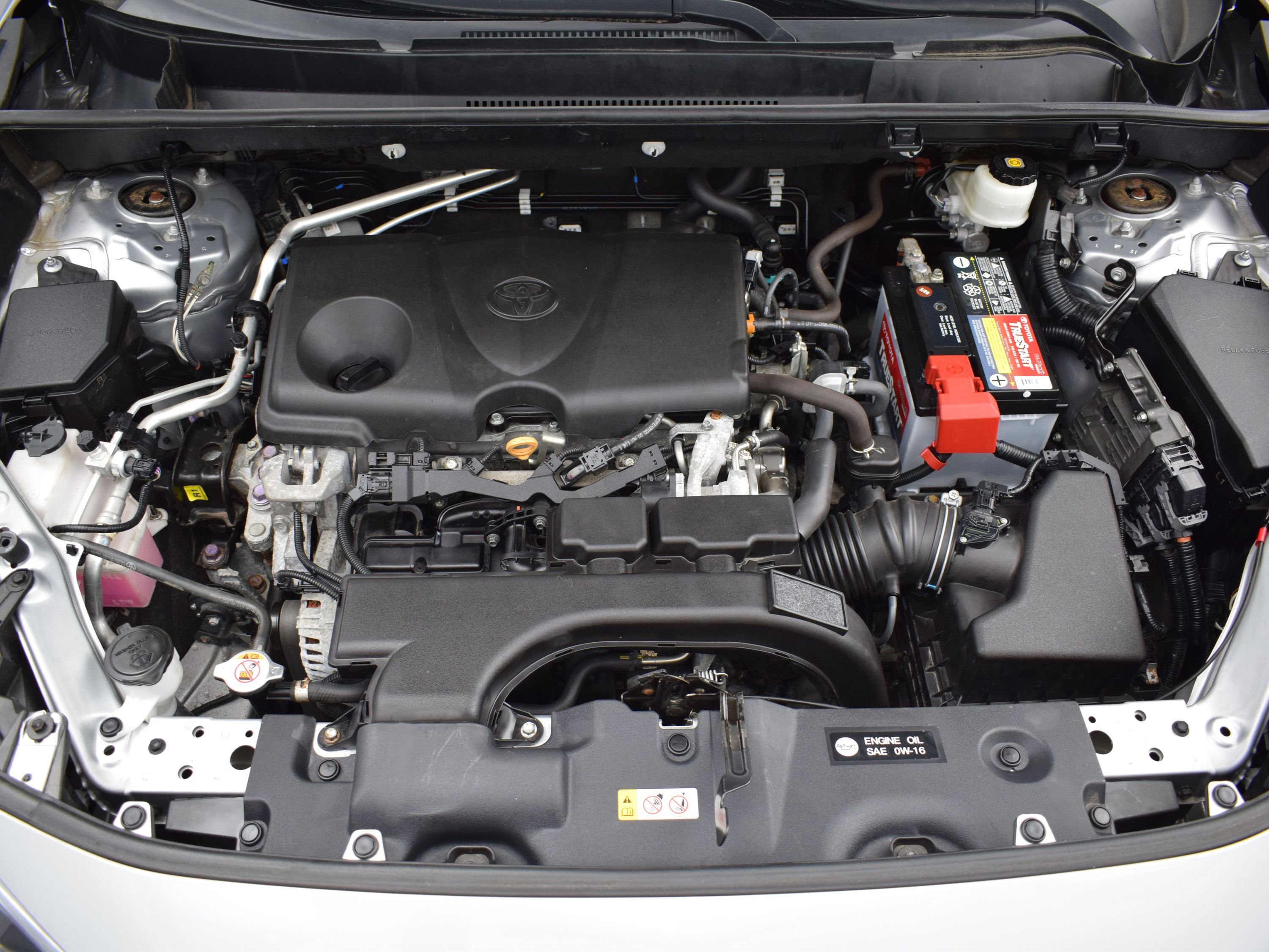 Used 2020 Toyota RAV4 Limited w/ Carpet Mat Package image 9