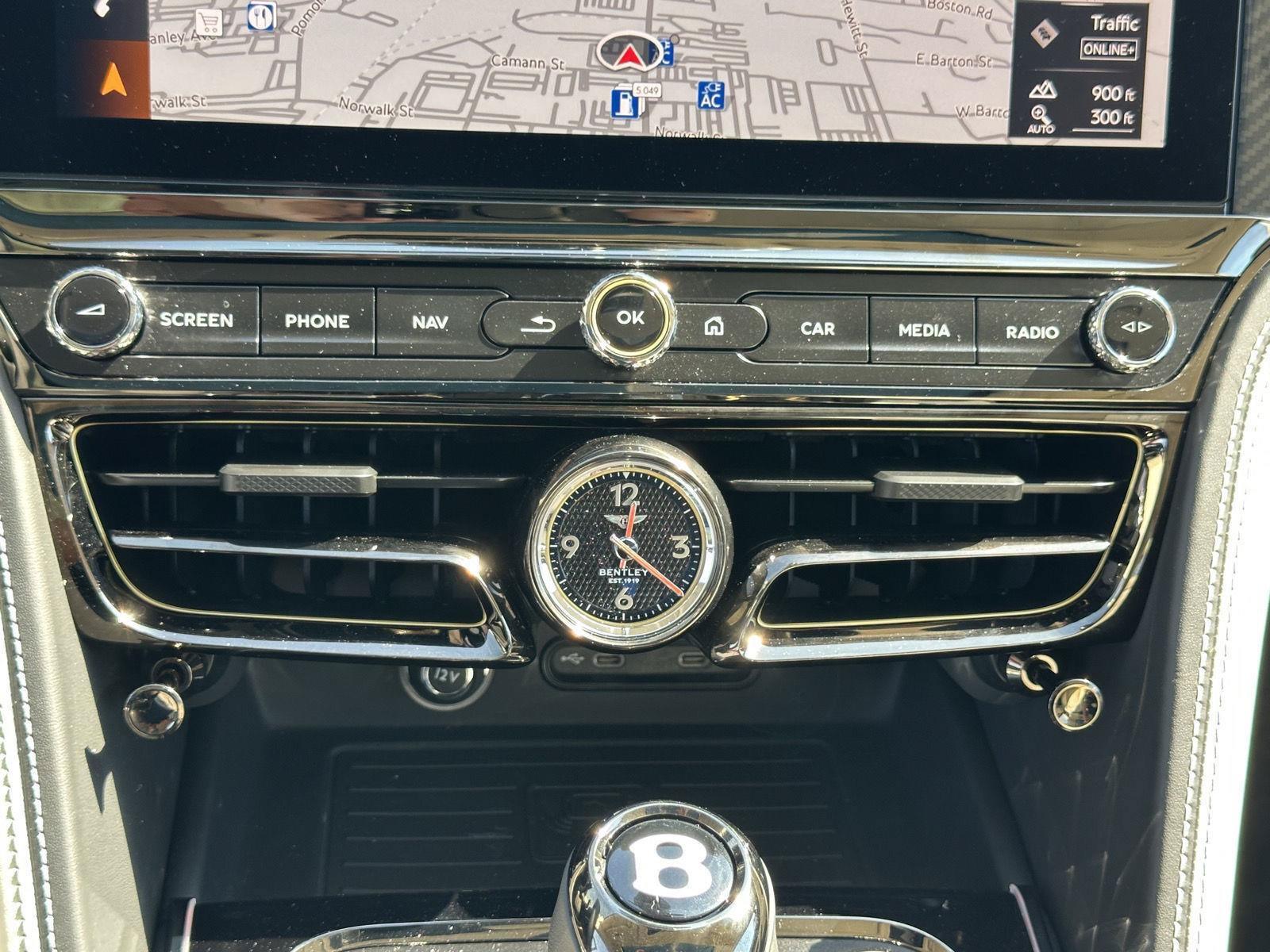 New 2026 Bentley Flying Spur Plug-In Hybrid AWD/4WD image 38