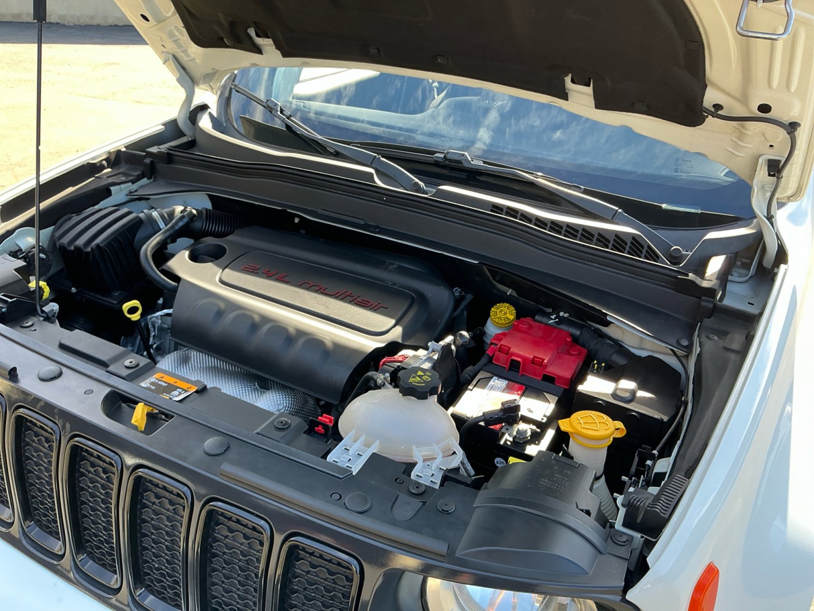 Used 2019 Jeep Renegade Altitude w/ Quick Order Package 2XM FWD image 22