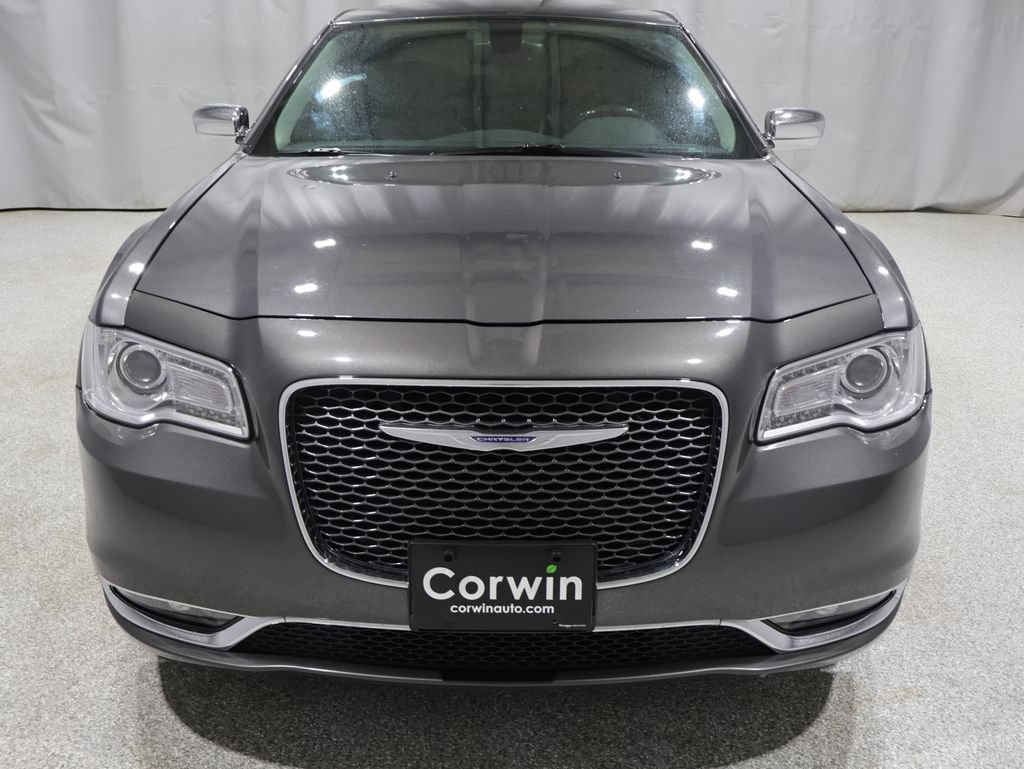 Used 2016 Chrysler 300 C AWD/4WD image 7