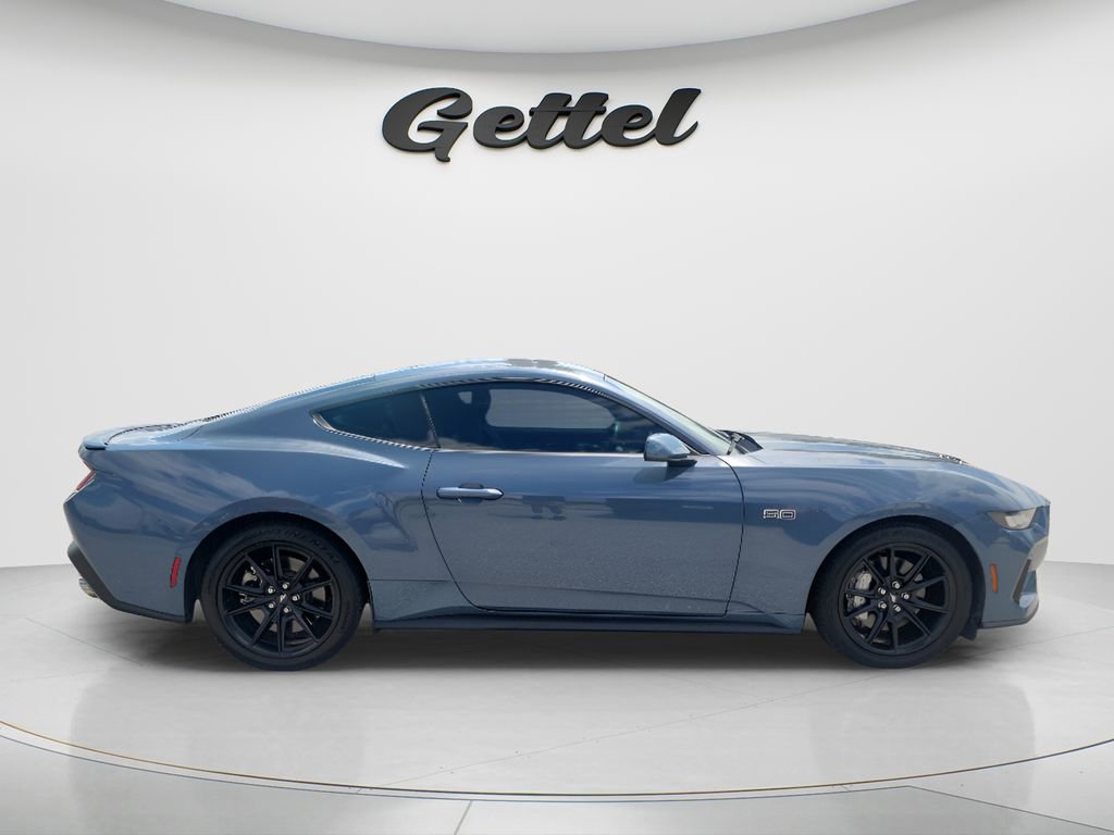 Used 2024 Ford Mustang GT Premium RWD image 4