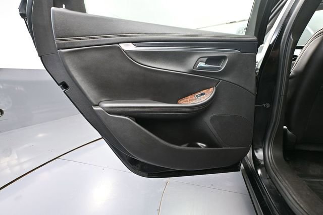 Used 2015 Chevrolet Impala LT w/ Convenience Package FWD image 35