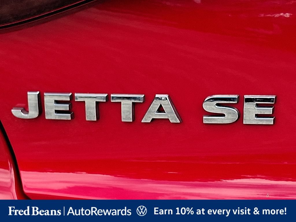 Used 2018 Volkswagen Jetta Sport FWD image 36