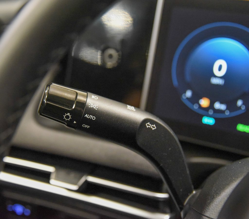 Used 2025 Hyundai Tucson Limited image 27