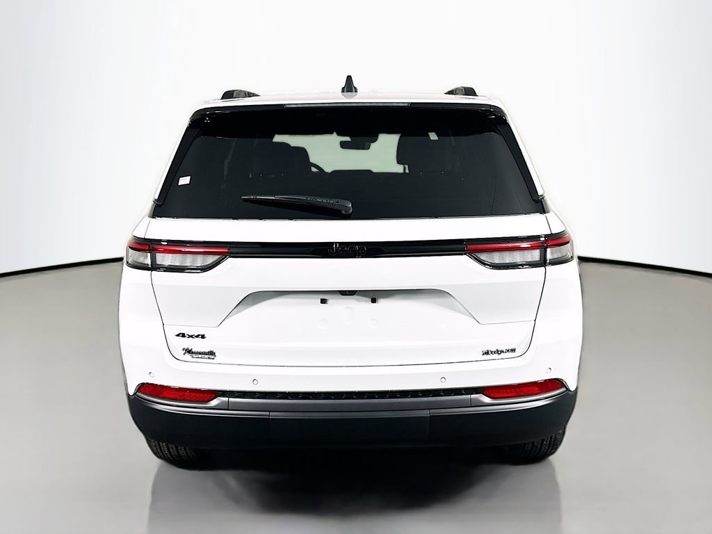 New 2026 Jeep Grand Cherokee Altitude AWD/4WD image 6