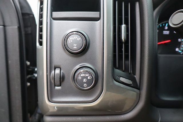 Used 2018 Chevrolet Silverado 1500 LT w/ All Star Edition image 14
