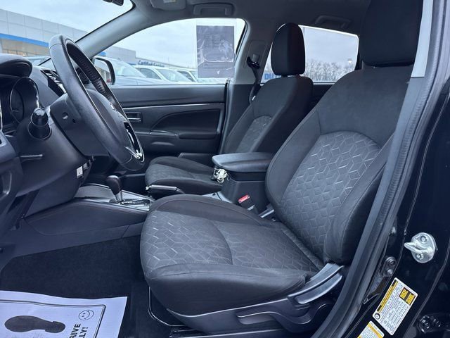 Used 2022 Mitsubishi Outlander Sport LE image 9