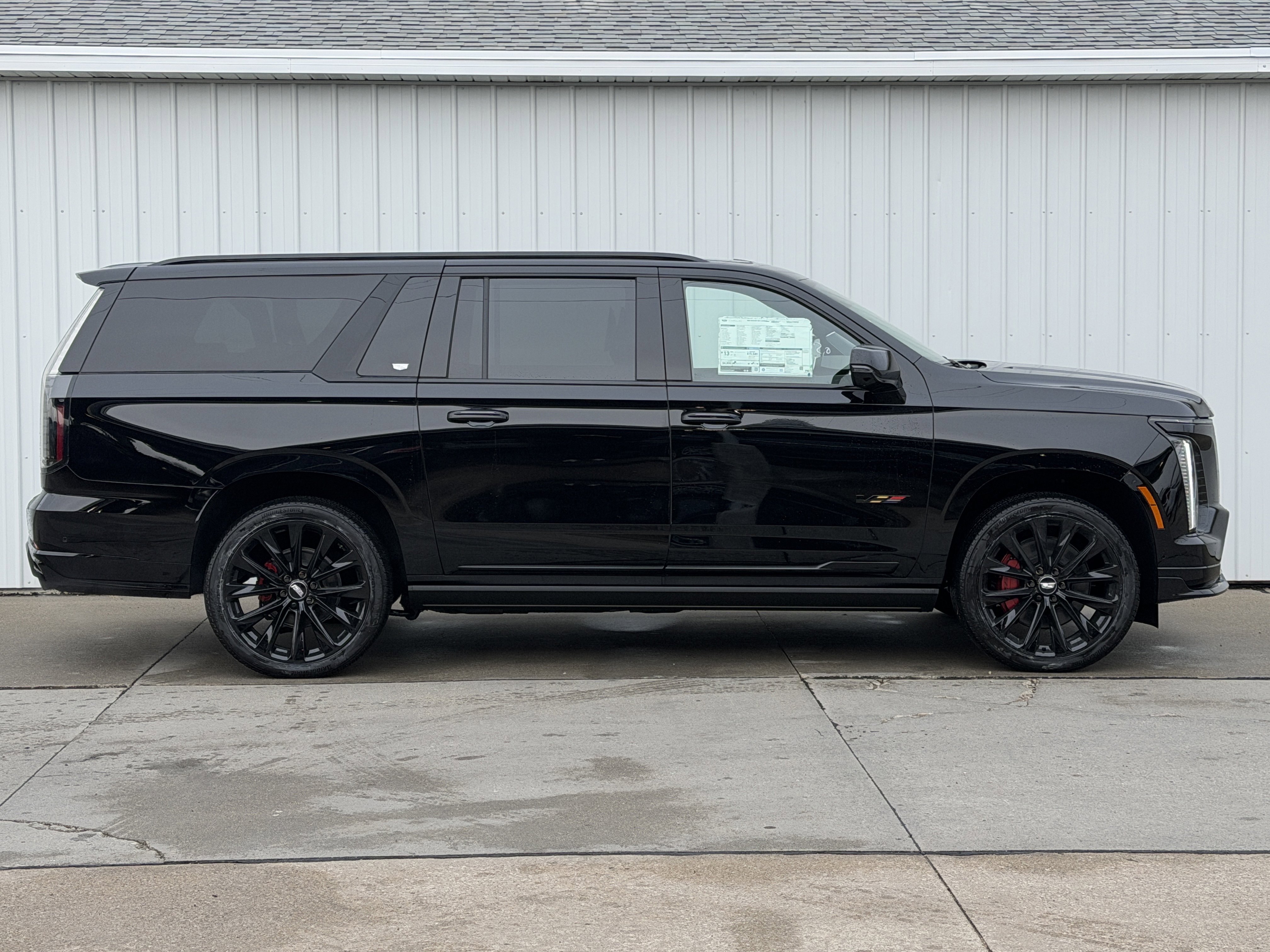 New 2026 Cadillac Escalade ESV V image 3