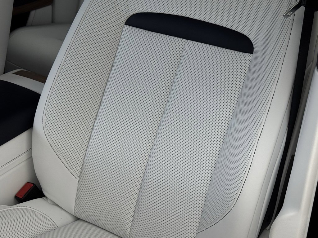 New 2025 Rolls-Royce Ghost image 11