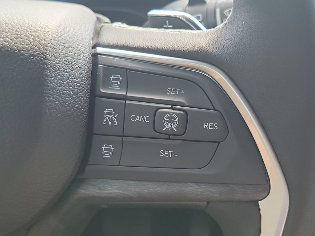 New 2026 Jeep Grand Cherokee Altitude RWD image 14