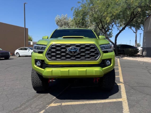 Used 2023 Toyota Tacoma TRD Sport w/ TRD Premium Sport Package AWD/4WD image 8