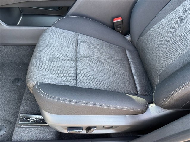 New 2026 Nissan Rogue SV image 7