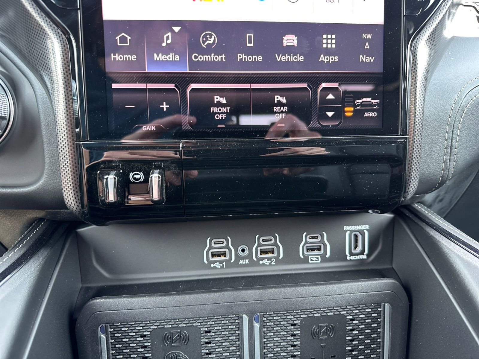 New 2026 RAM 1500 Limited image 23