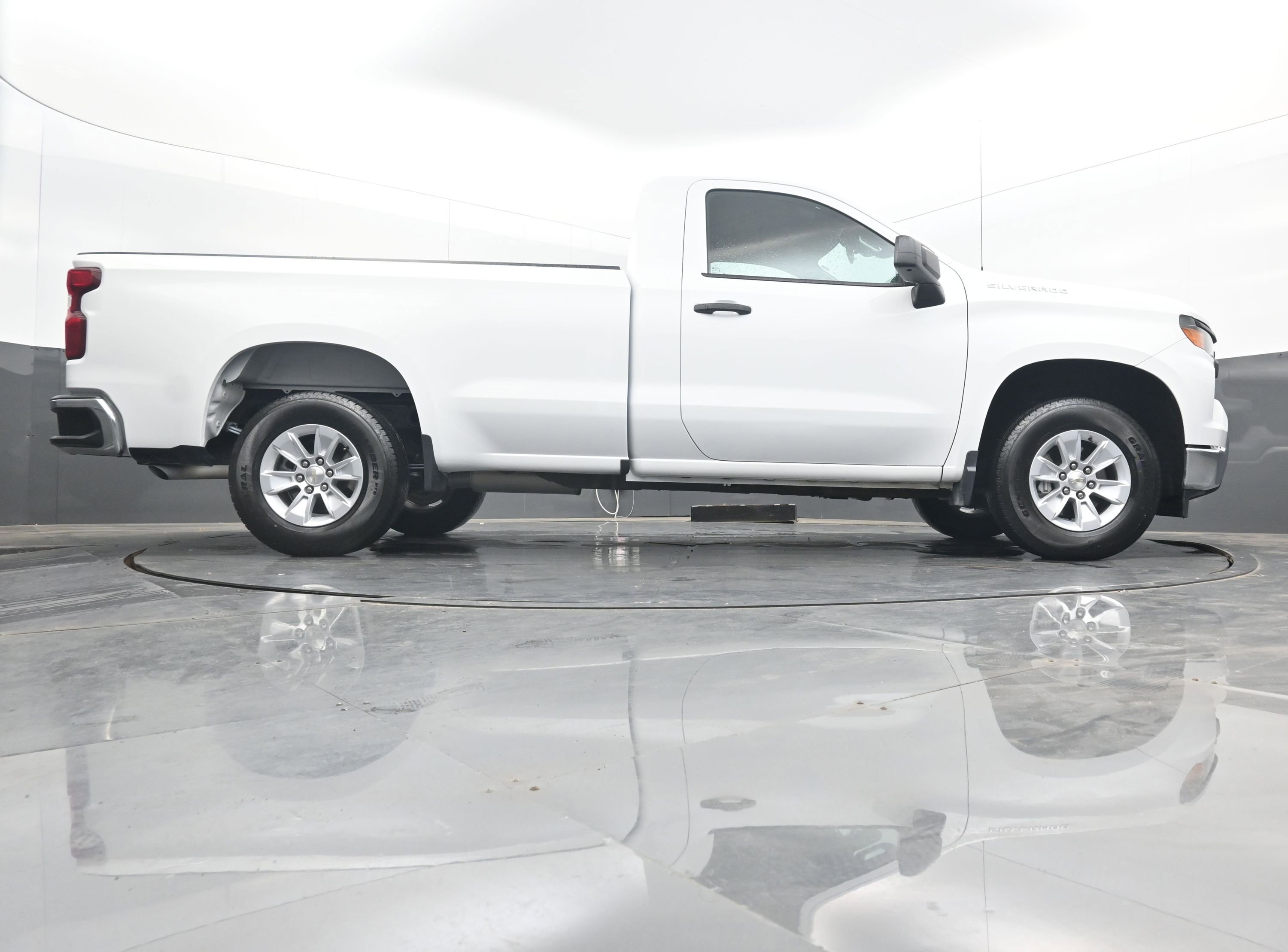 Certified 2024 Chevrolet Silverado 1500 W/T w/ WT Fleet Convenience Package image 27