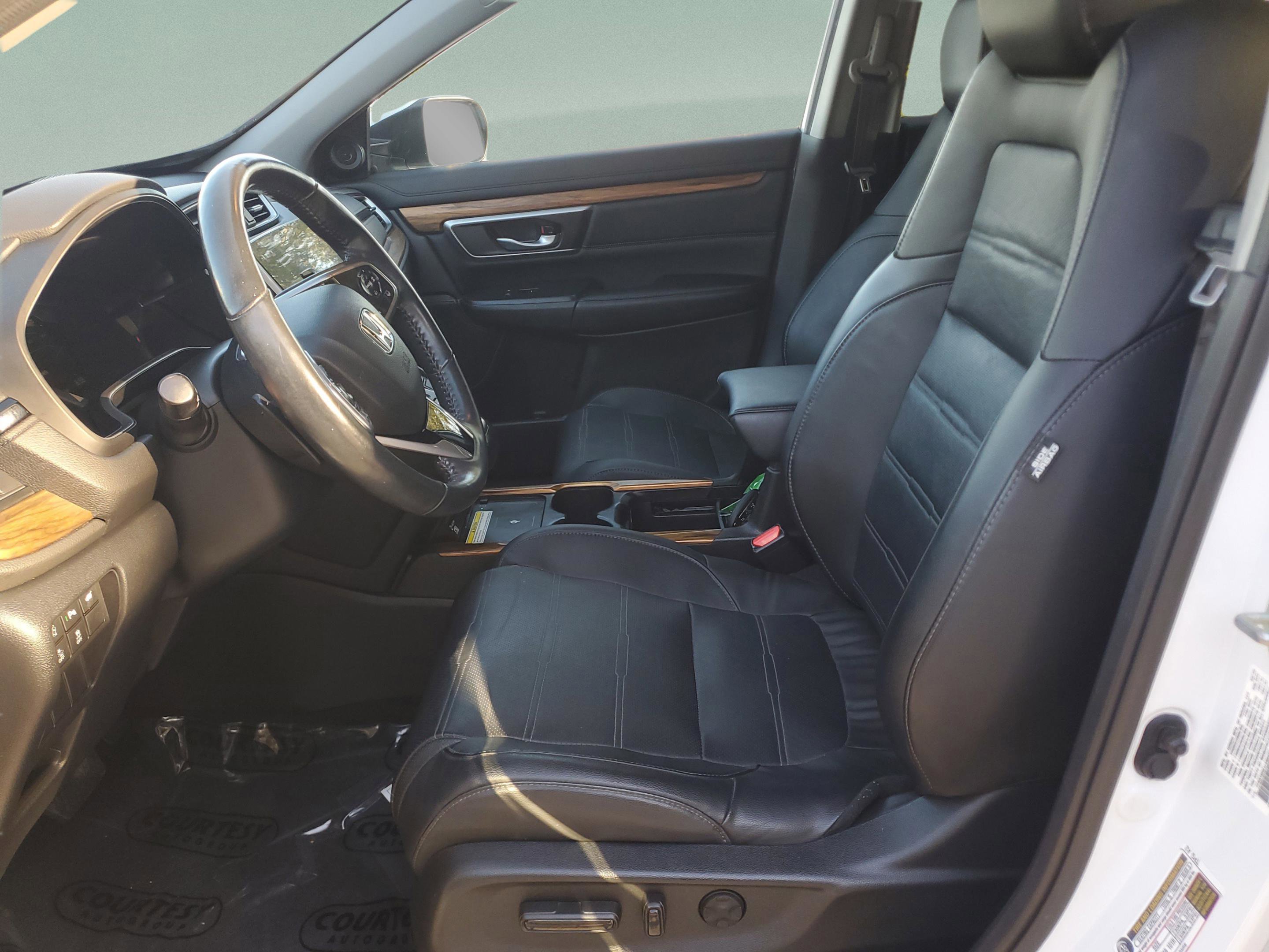 Used 2020 Honda CR-V Touring image 22