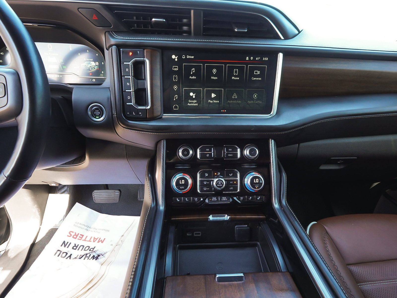 Used 2023 GMC Yukon XL Denali Ultimate AWD/4WD image 30