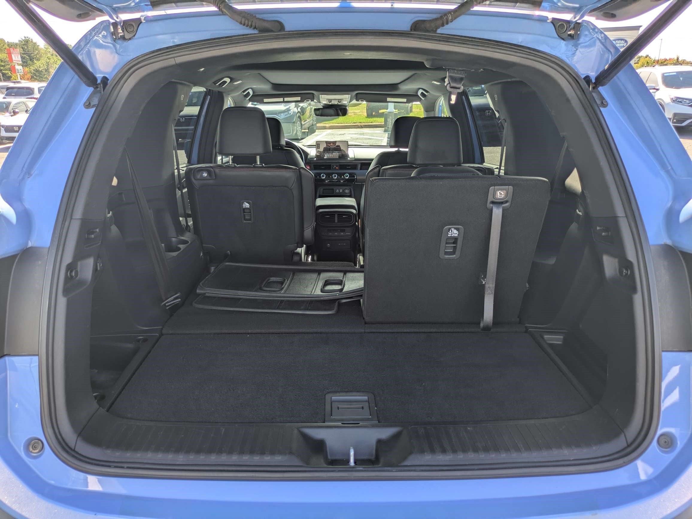 Certified 2025 Honda Pilot TrailSport image 18