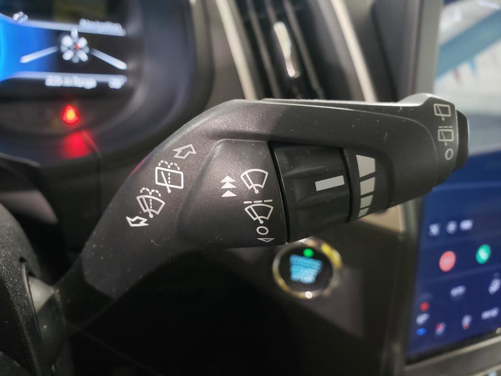 Used 2023 Ford Edge SEL w/ Convenience Package image 23