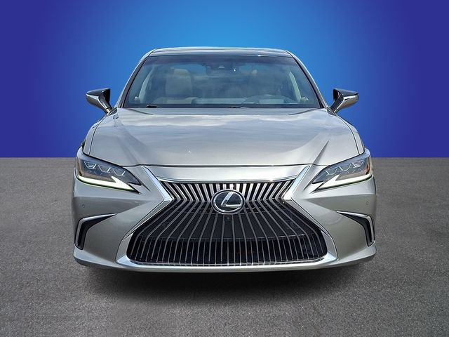 Used 2021 Lexus ES 350 Ultra Luxury w/ Accessory Package 2 FWD image 2