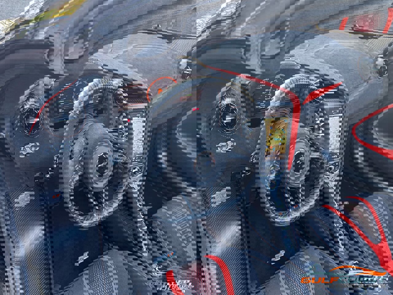 Used 2022 McLaren 765LT image 31