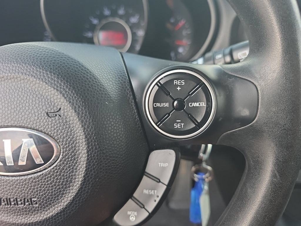 Used 2014 Kia Soul FWD image 17