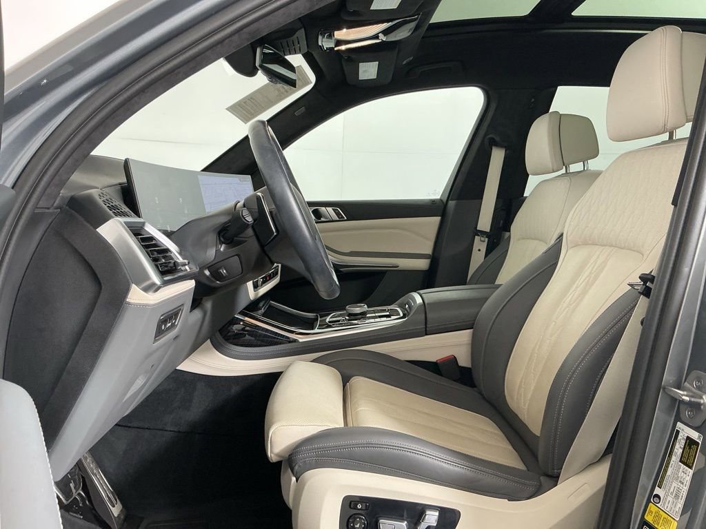 Certified 2024 BMW X7 M60i w/ Executive Package image 24