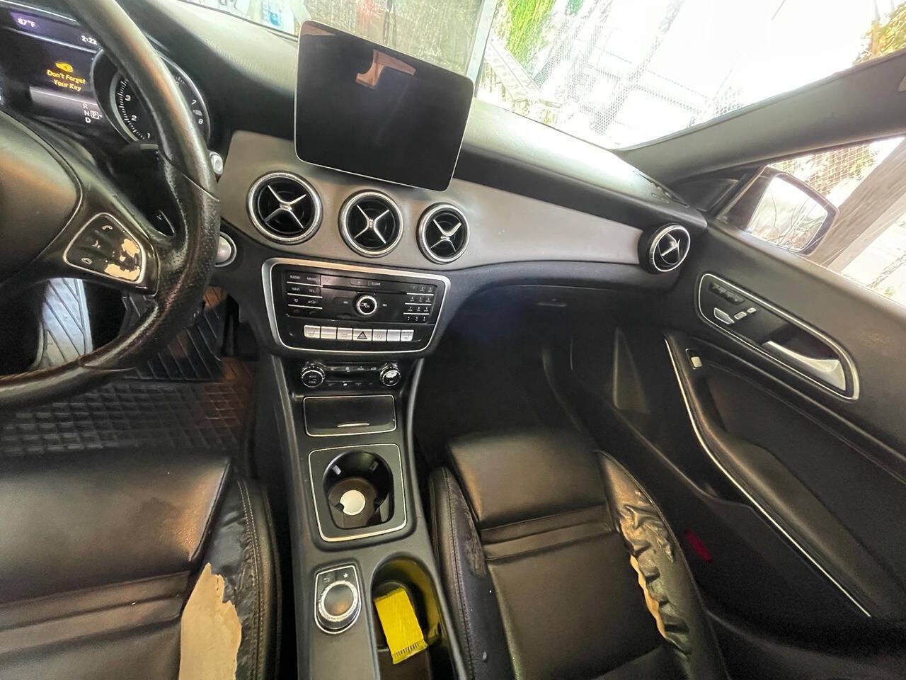 Used 2018 Mercedes-Benz CLA 250 4MATIC image 9