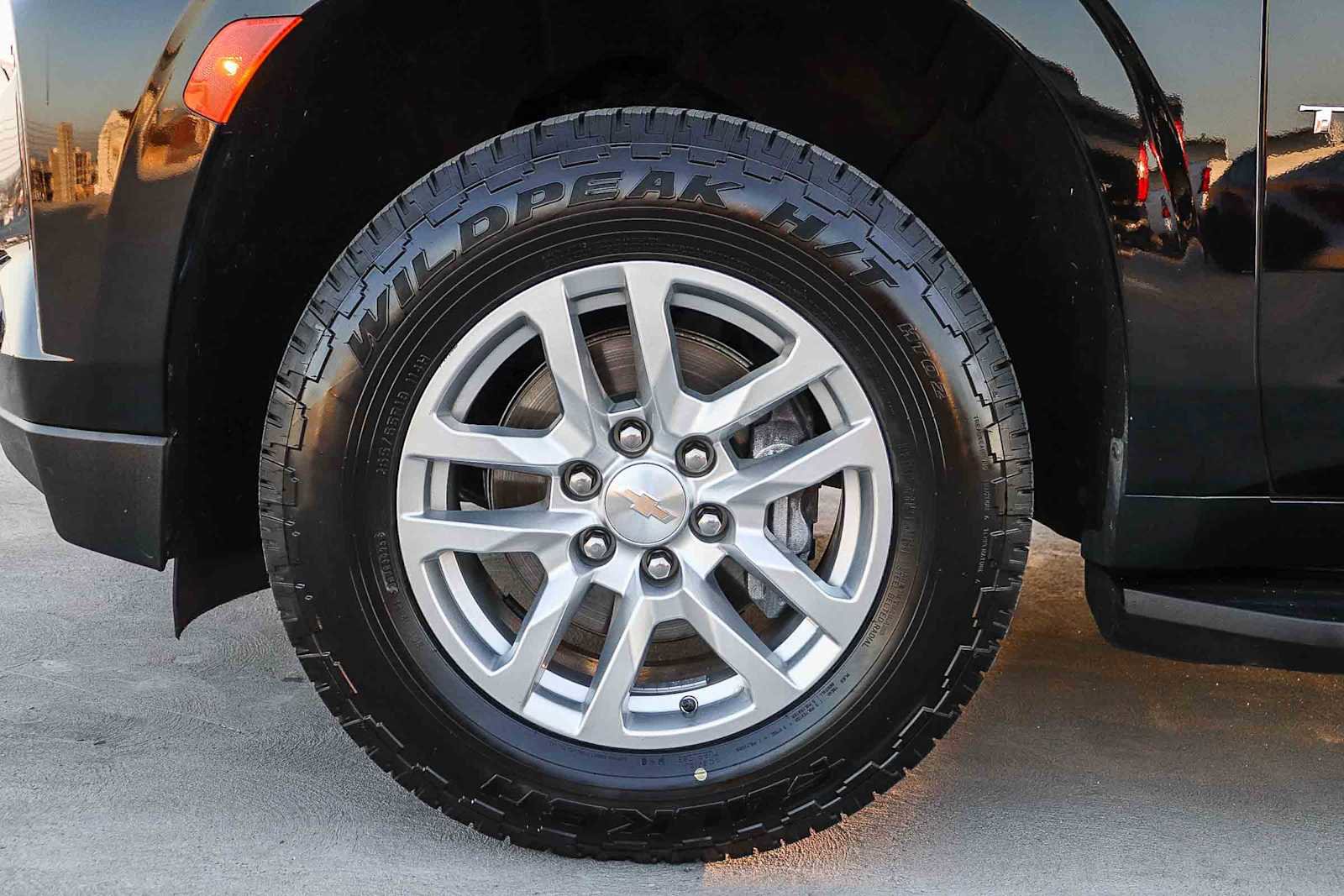 Used 2024 Chevrolet Tahoe LT RWD image 11