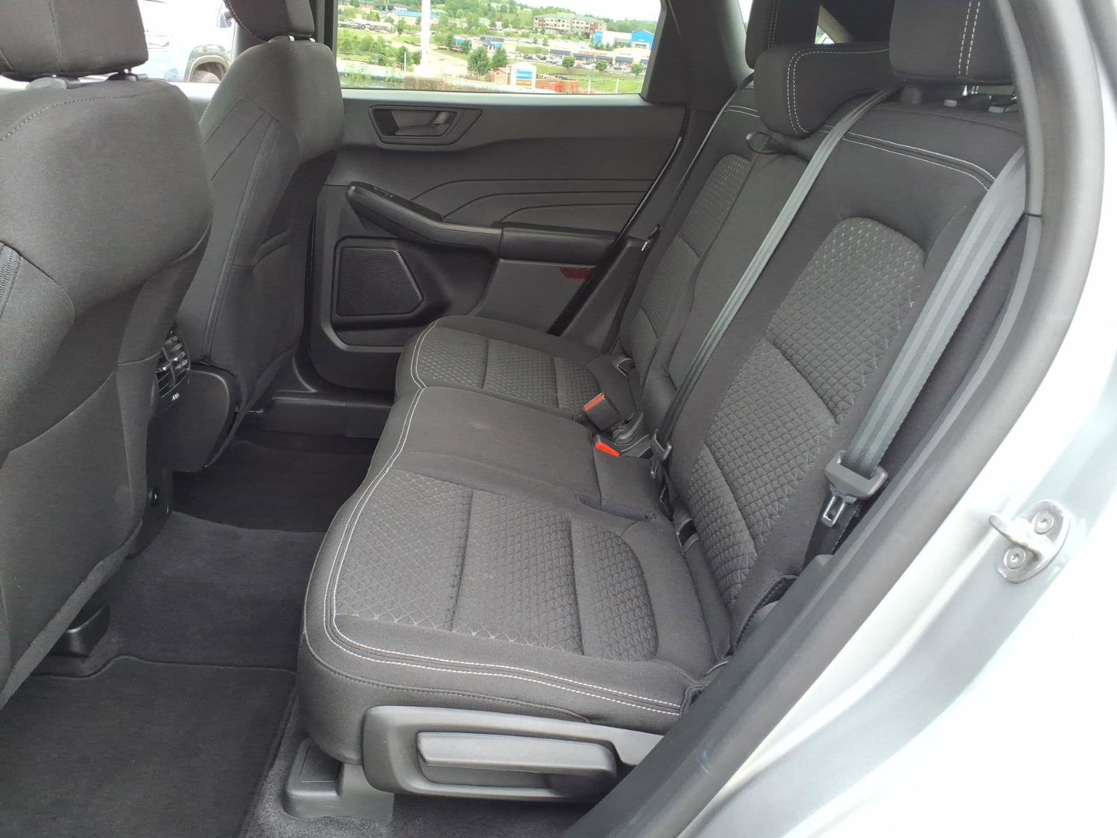 Used 2023 Ford Escape Active AWD/4WD image 9