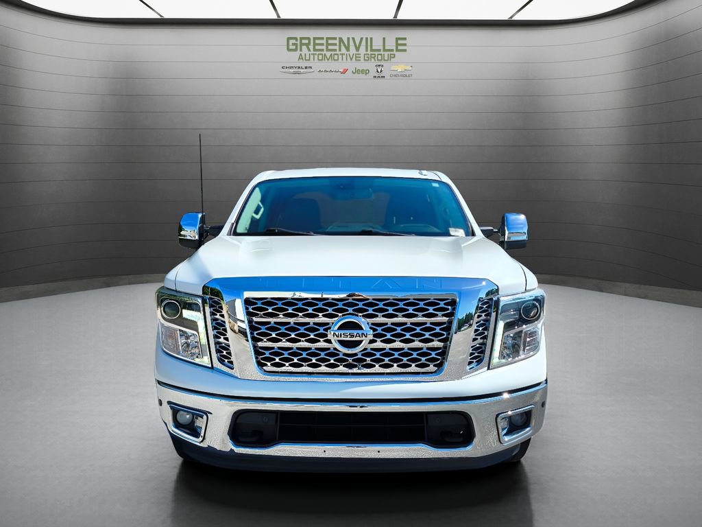 Used 2018 Nissan Titan SL w/ Chrome Package RWD image 8