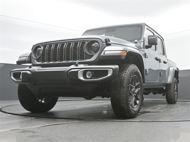 New 2025 Jeep Gladiator Sport image 46