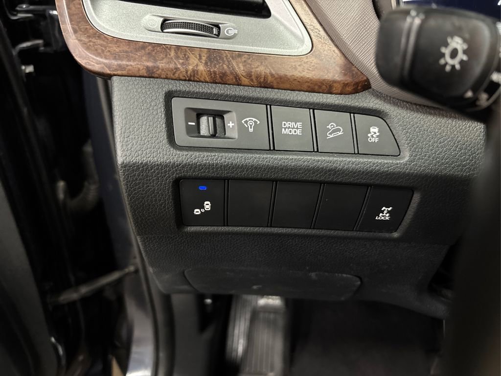 Used 2017 Hyundai Santa Fe SE w/ SE Premium Package 02 image 36