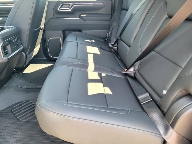 New 2026 Chevrolet Silverado 2500 LTZ w/ LTZ Premium Package AWD/4WD image 16