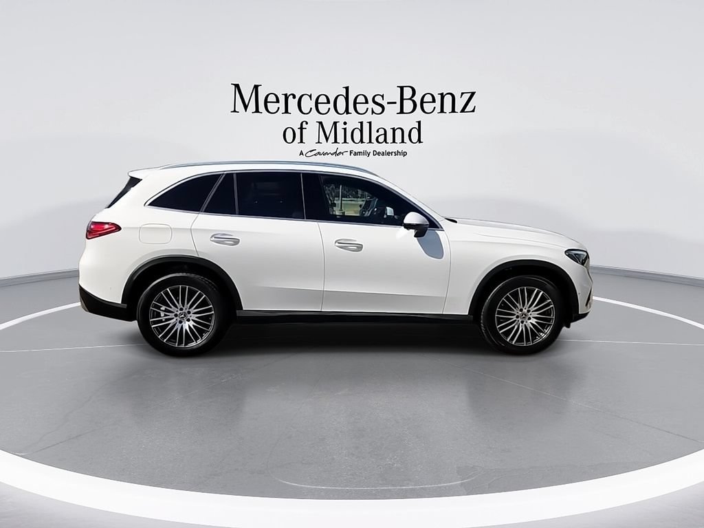 New 2025 Mercedes-Benz GLC 300 4MATIC image 9