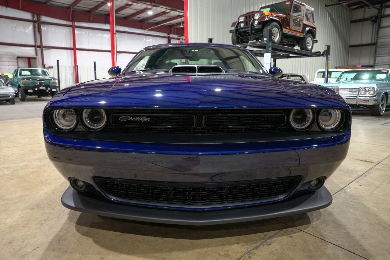 Used 2017 Dodge Challenger R/T Scat Pack RWD image 13