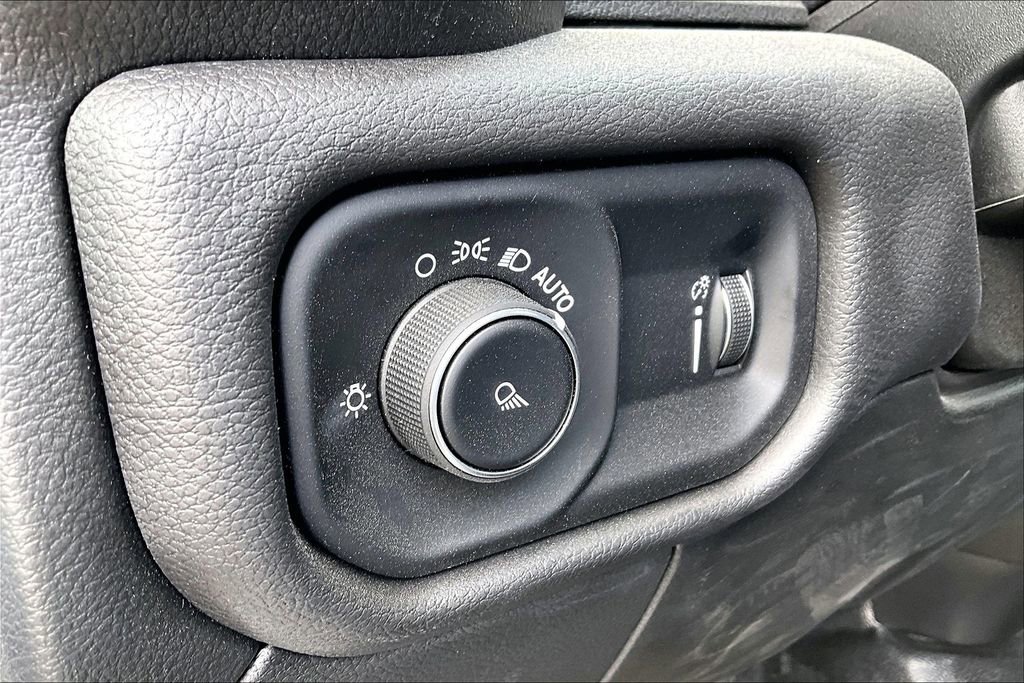 New 2024 RAM 4500 Tradesman image 17