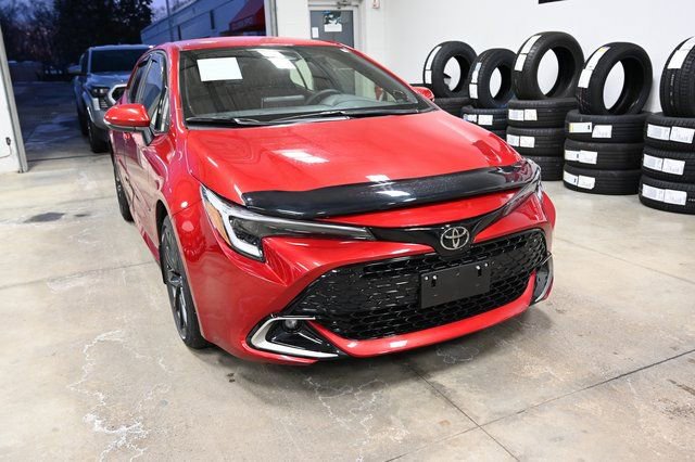 Used 2025 Toyota Corolla XSE image 3