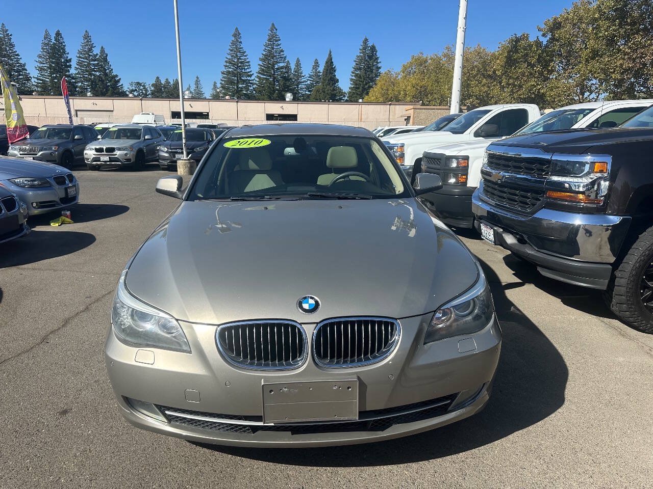 Used 2010 BMW 528i Sedan RWD image 2