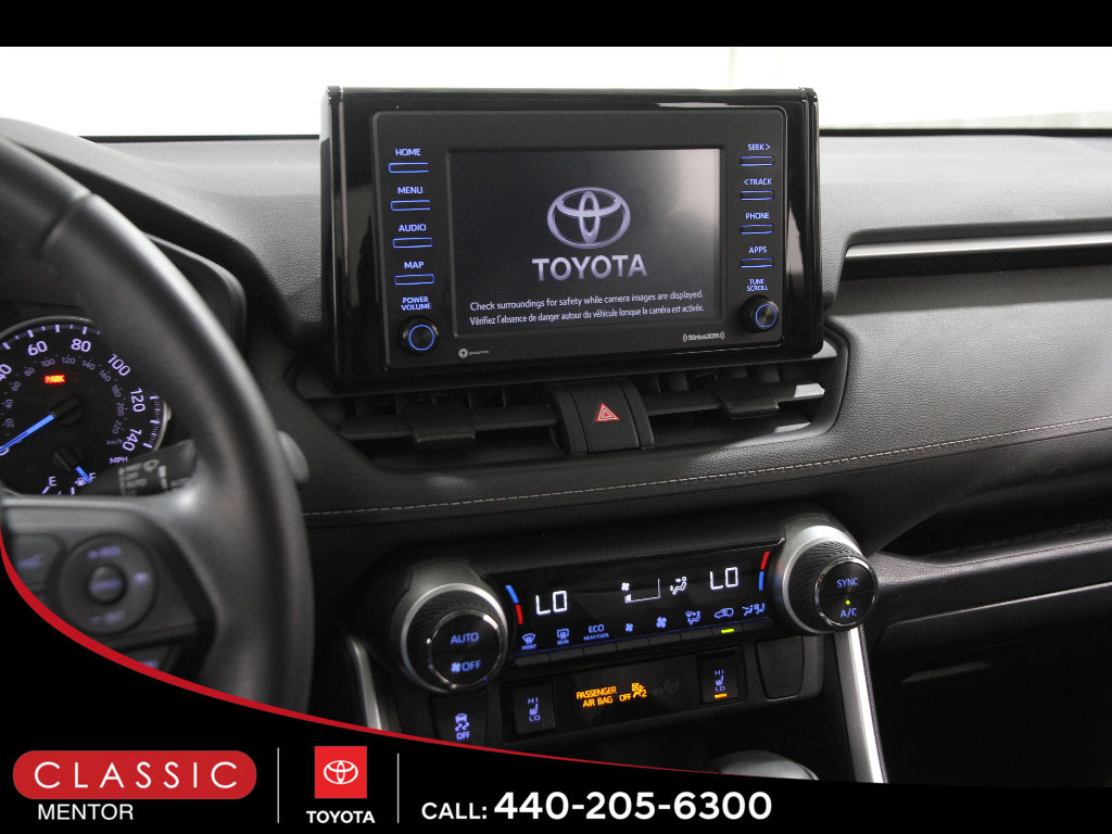 Certified 2020 Toyota RAV4 XLE w/ Convenience Package AWD/4WD image 9