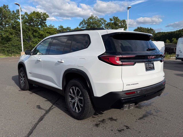 Used 2026 GMC Acadia AT4 AWD/4WD image 5