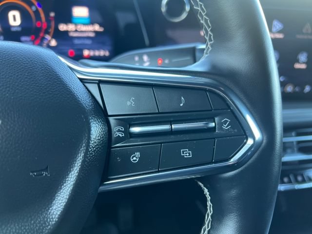 Certified 2025 Chevrolet Traverse LT image 31