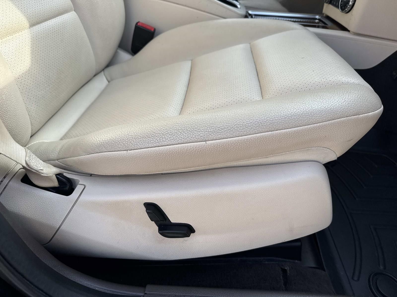 Used 2013 Mercedes-Benz GLK 350 4MATIC image 13