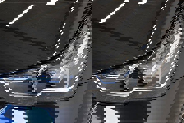 New 2026 BMW 530i xDrive w/ Premium Package image 17