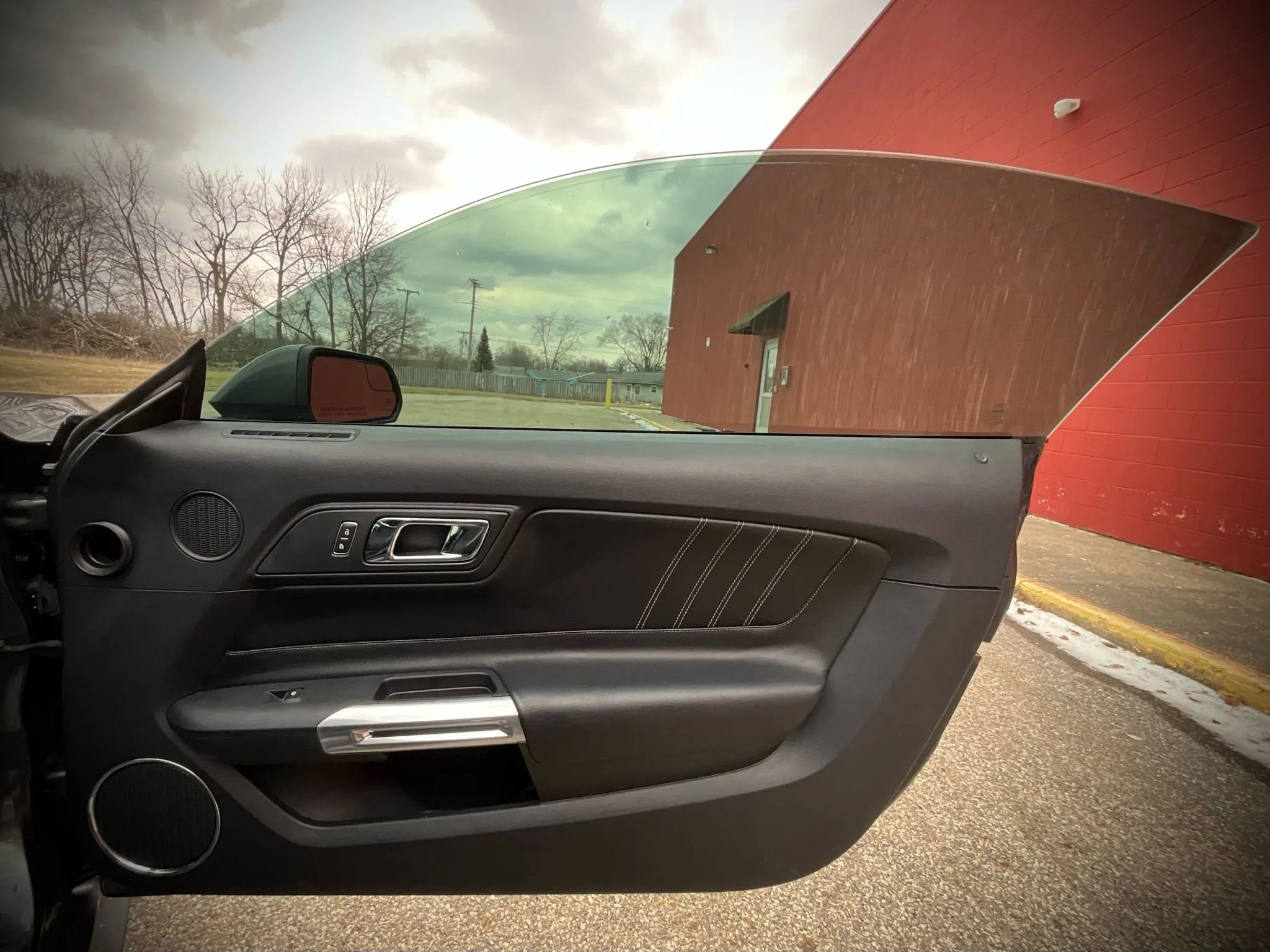 Used 2015 Ford Mustang GT Premium image 20